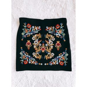 SHEIN Skirts - Embroidered Bodycon Skirt SHEIN Skirts - Embroidered Bodycon Skirt